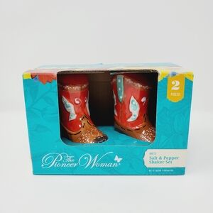 The Pioneer Woman Salt And Pepper Shaker Set - Cowboy Boots